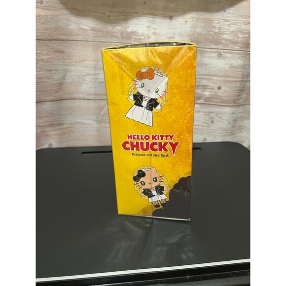 Hello Kitty Chucky & Tiffany 9" Plushes With Box Limited universal studios Japan - Picture 7 of 9